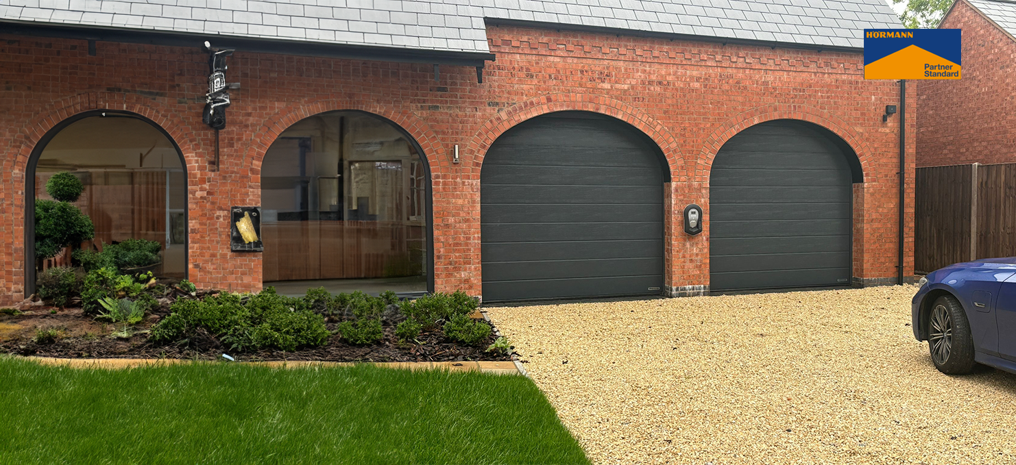 How wide is a garage door Image